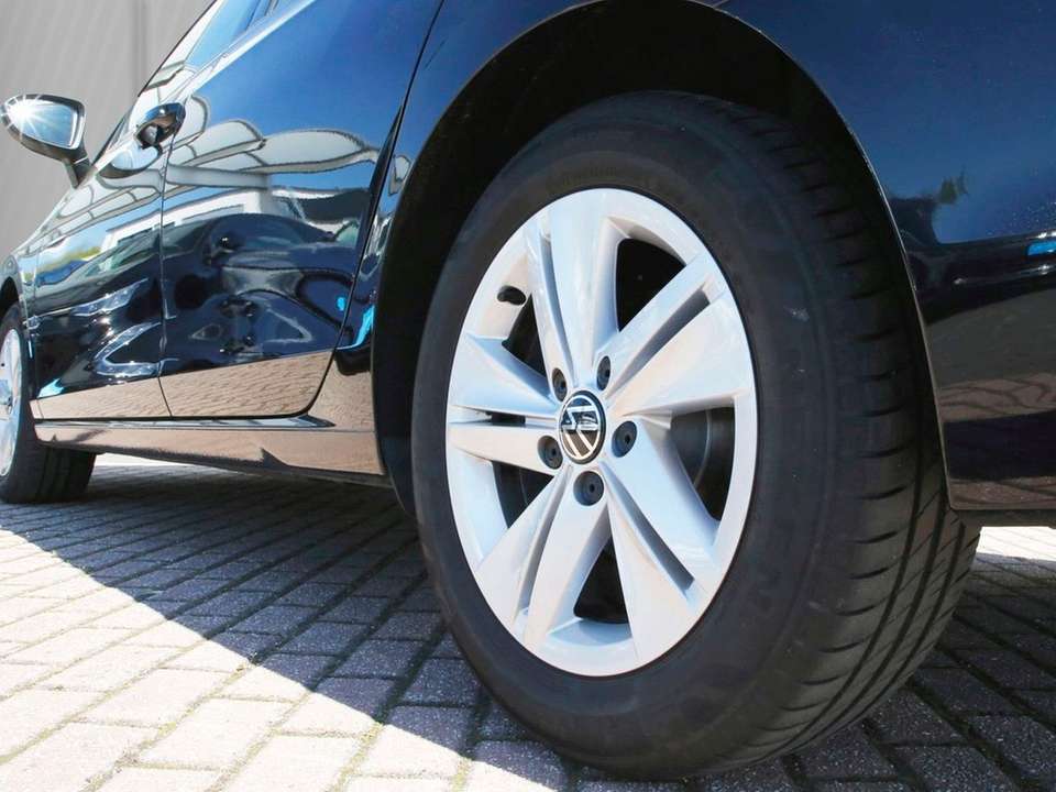 Volkswagen Golf - Imagem 6