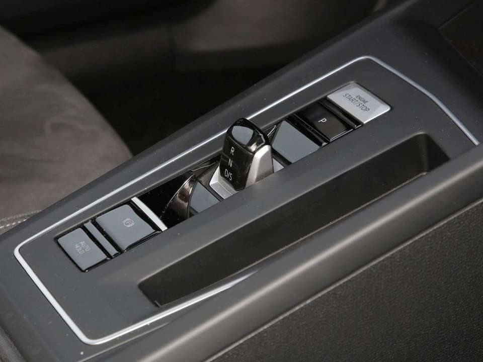 Volkswagen Golf - Imagem 13