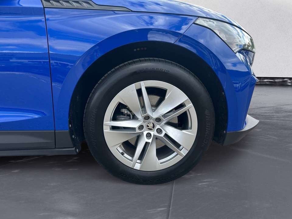 Skoda Enyaq - Imagem 12