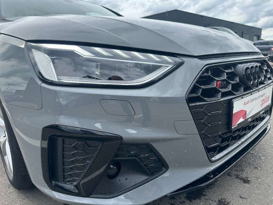 Audi S4 - Imagem 13