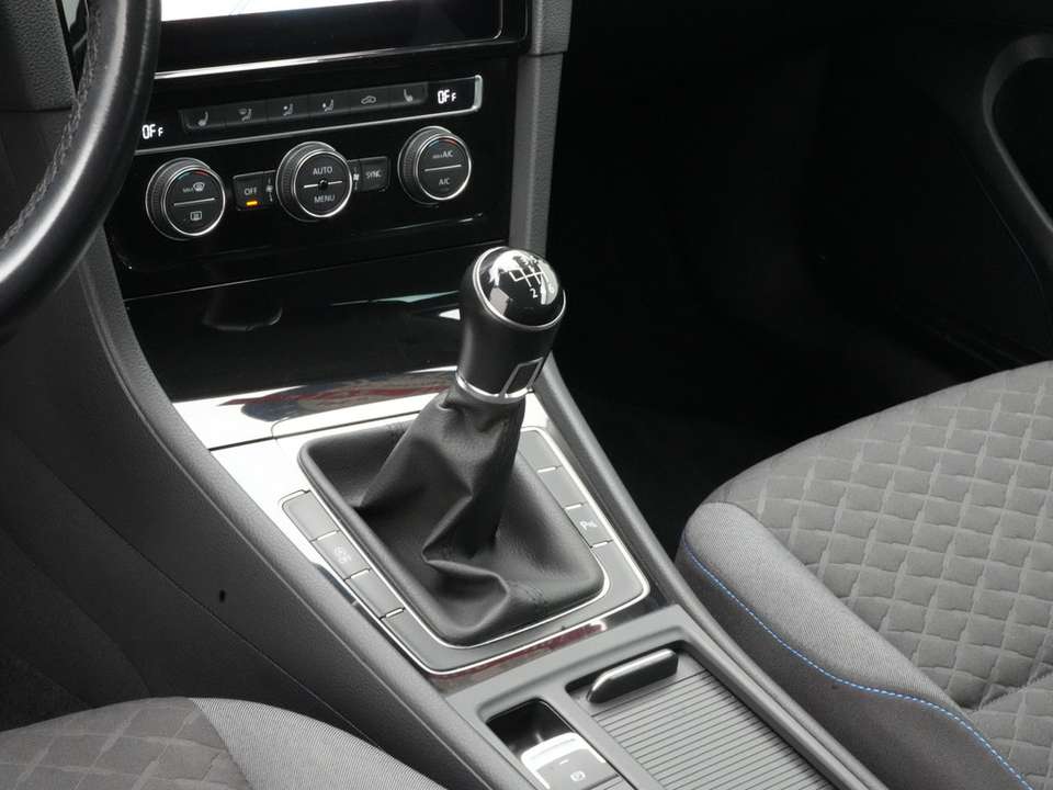 Volkswagen Golf - Imagem 10