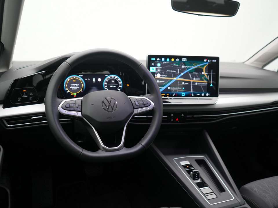 Volkswagen Golf - Imagem 4