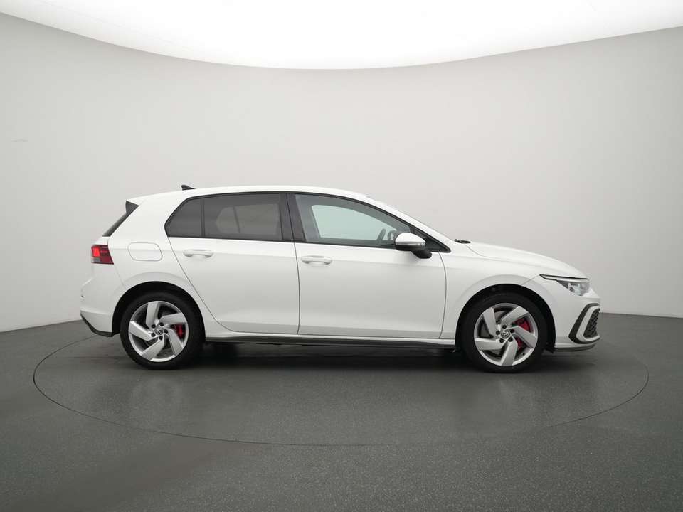 Volkswagen Golf - Imagem 3