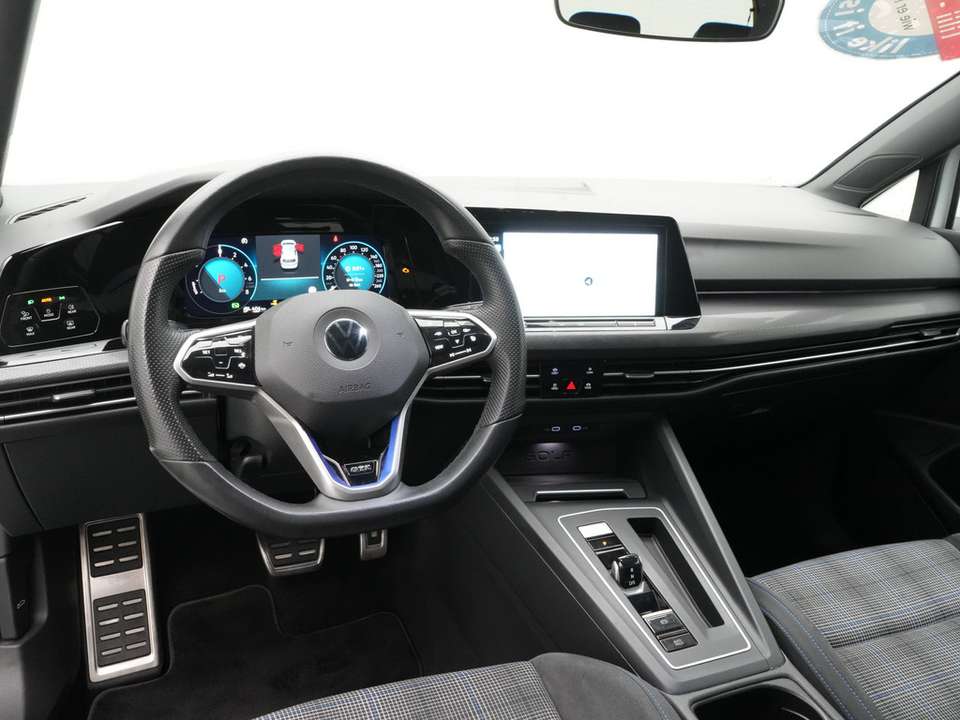 Volkswagen Golf - Imagem 4