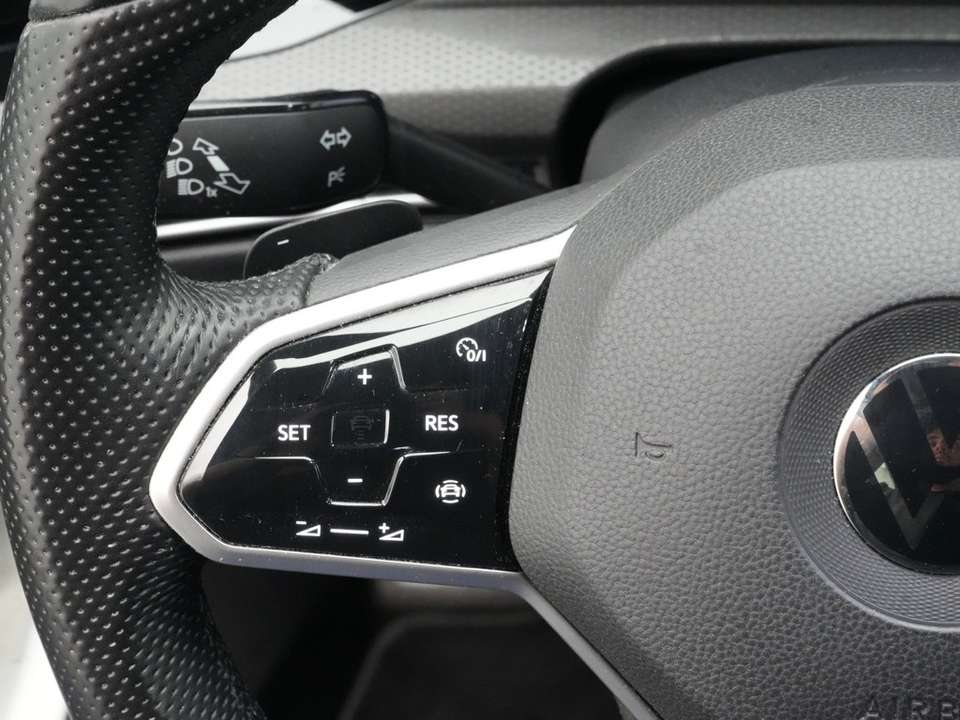 Volkswagen Golf - Imagem 5