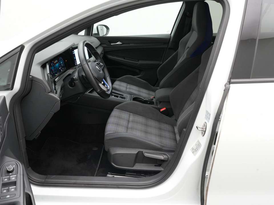 Volkswagen Golf - Imagem 12