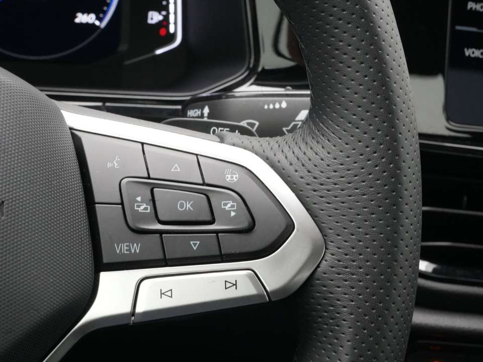 Volkswagen T-Roc - Imagem 8