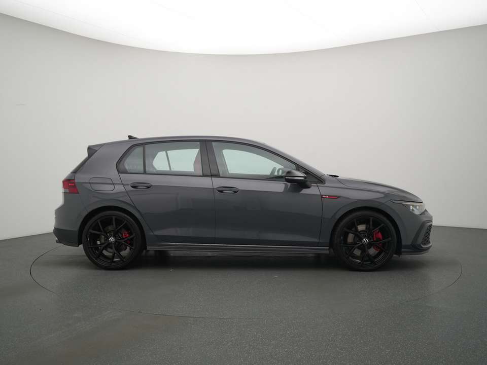 Volkswagen Golf - Imagem 3