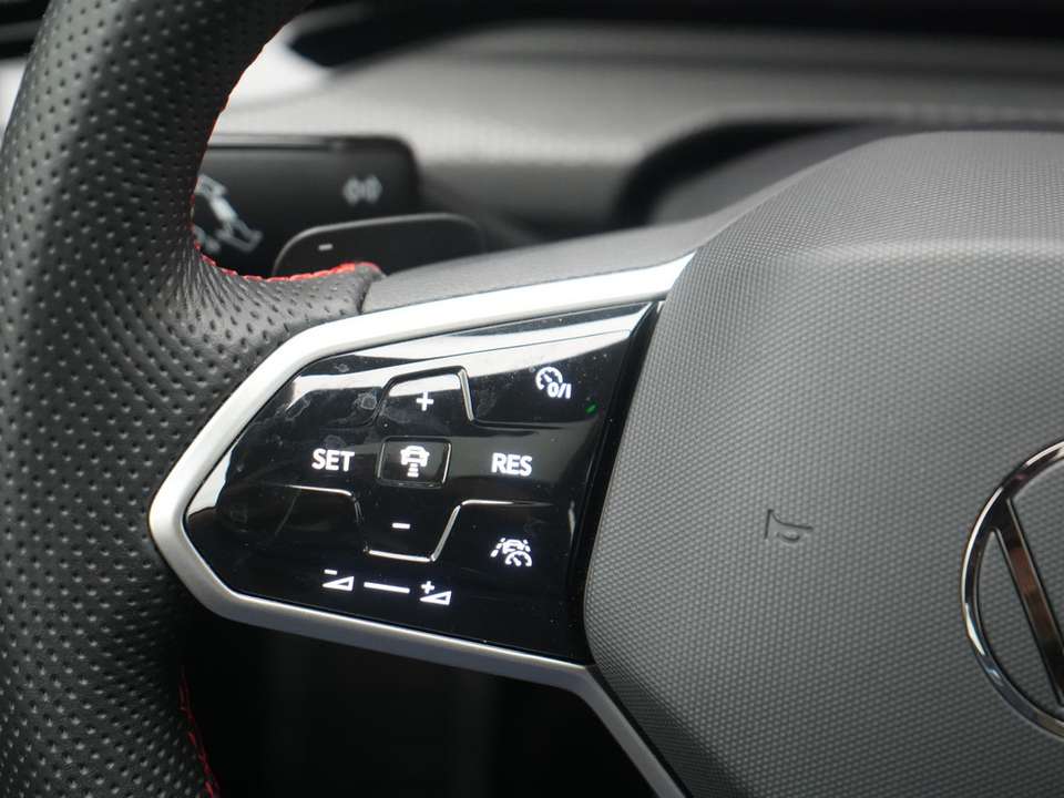 Volkswagen Golf - Imagem 8