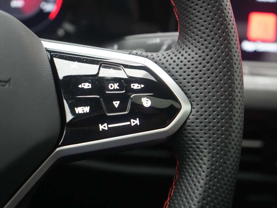 Volkswagen Golf - Imagem 9