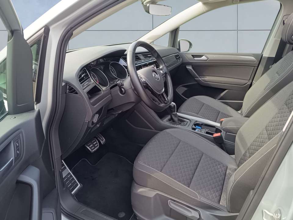 Volkswagen Touran - Imagem 9
