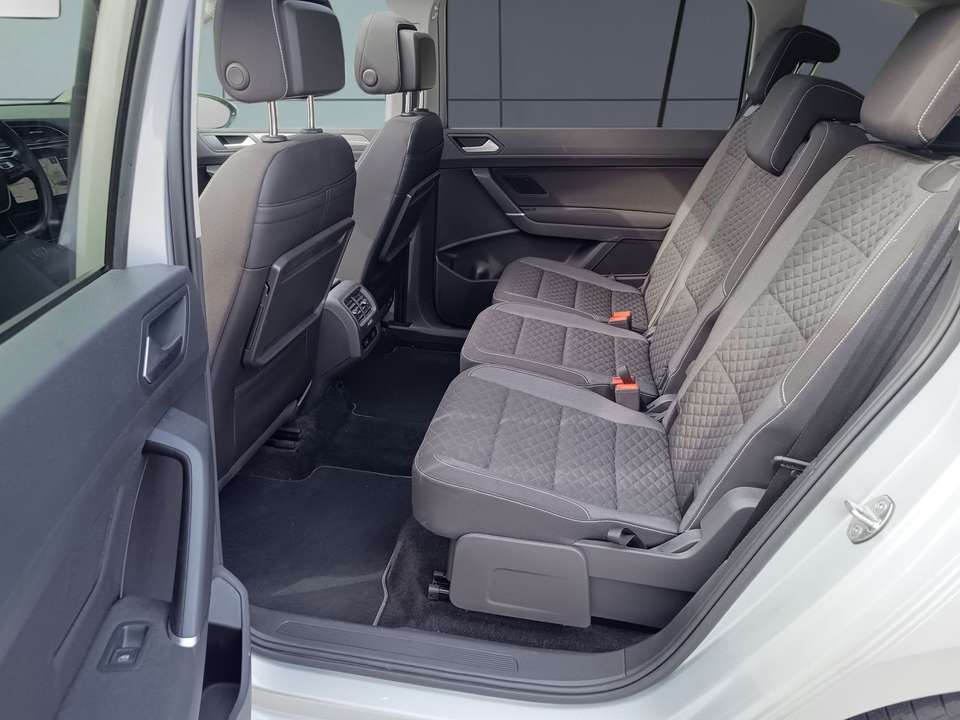 Volkswagen Touran - Imagem 10