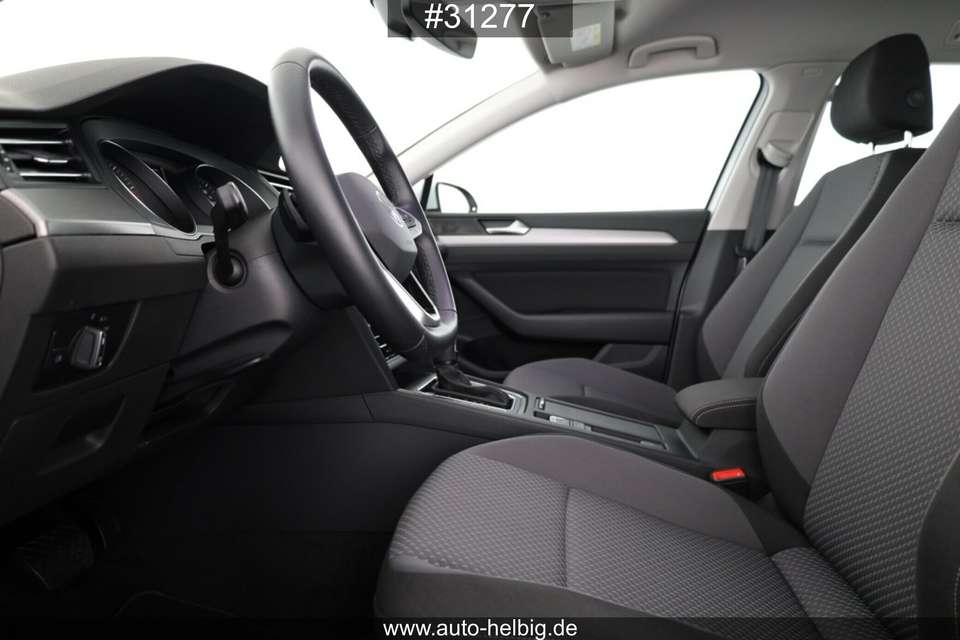 Volkswagen Passat Variant - Imagem 12