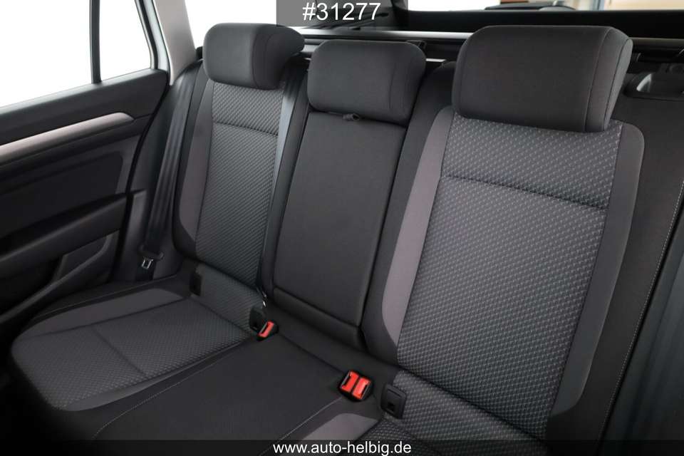 Volkswagen Passat Variant - Imagem 13