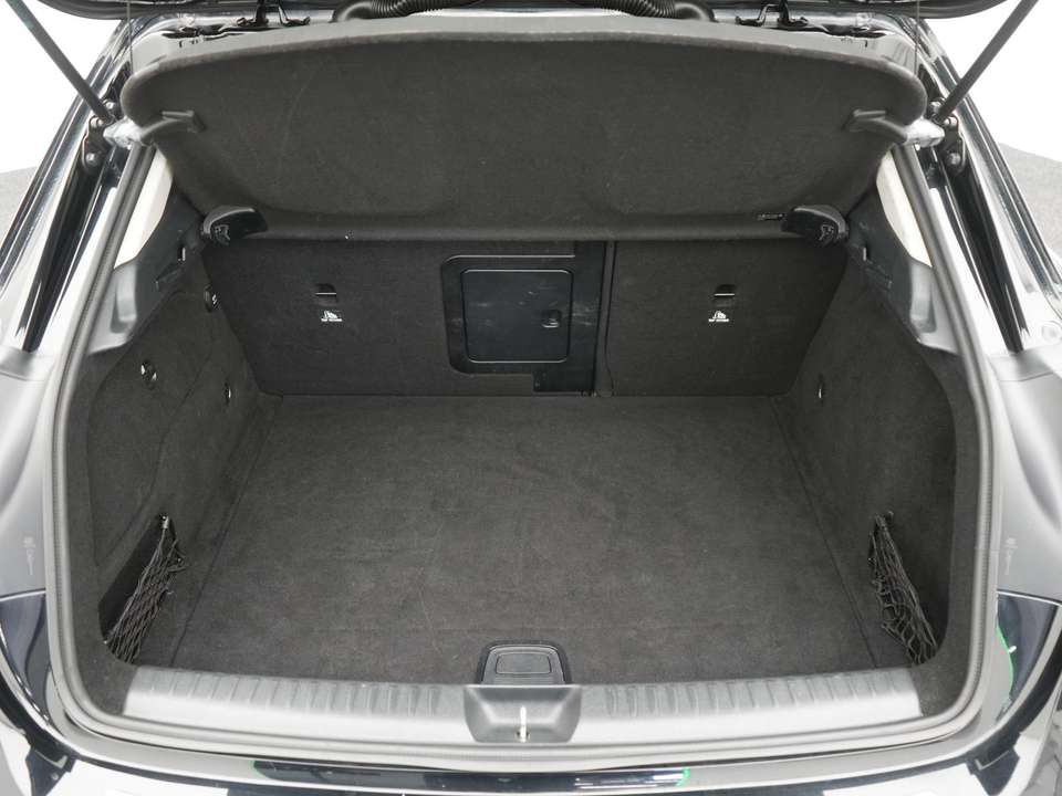Mercedes-Benz GLA 250 - Imagem 8