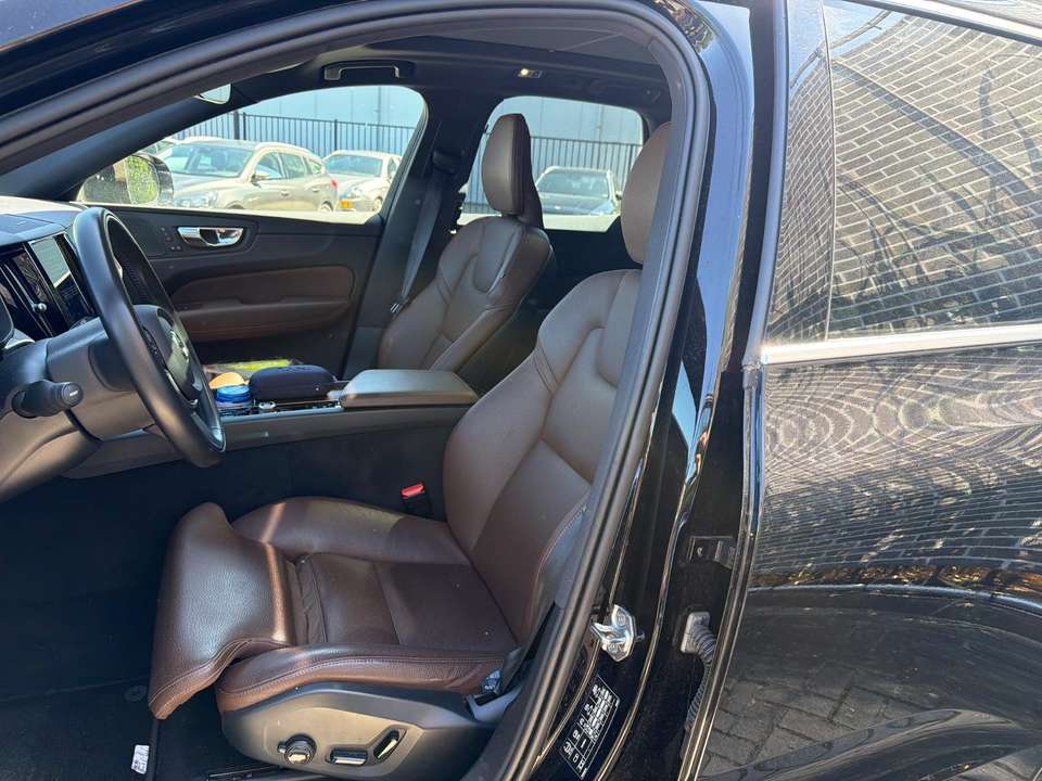 Volvo XC60 - Imagem 7