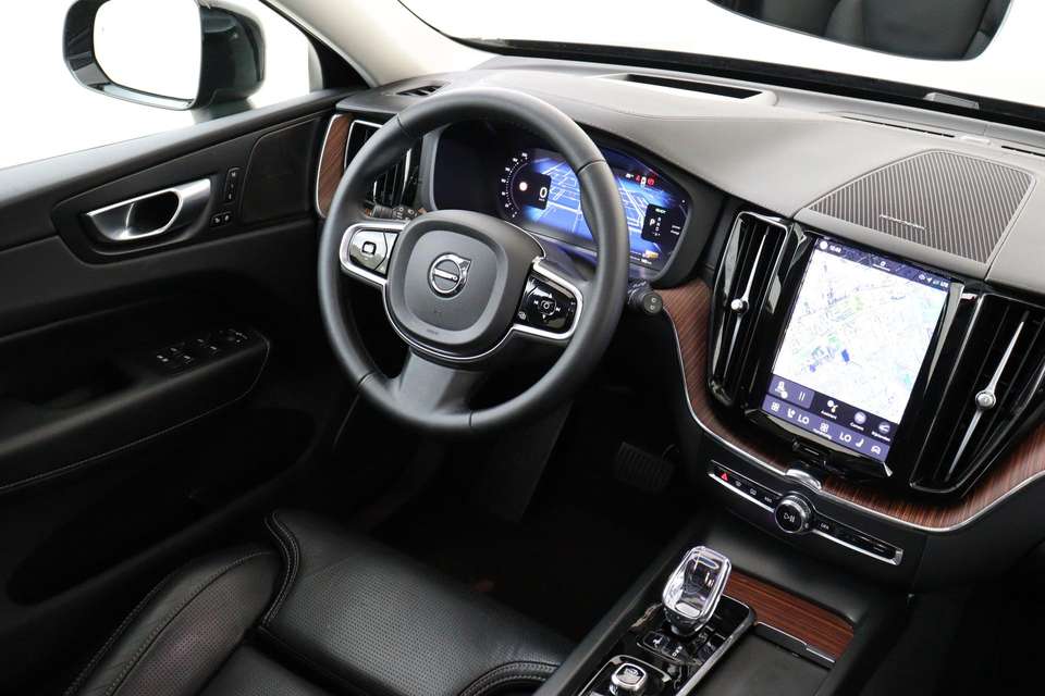 Volvo XC60 - Imagem 6