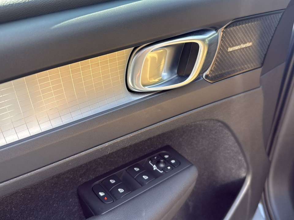 Volvo XC40 - Imagem 9