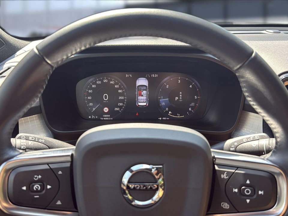 Volvo XC40 - Imagem 12