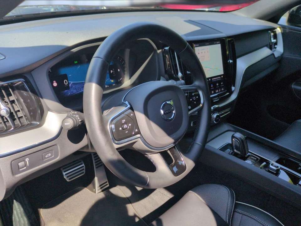 Volvo XC60 - Imagem 11