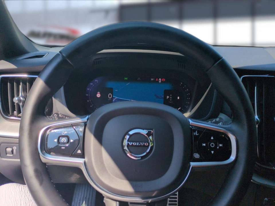 Volvo XC60 - Imagem 12