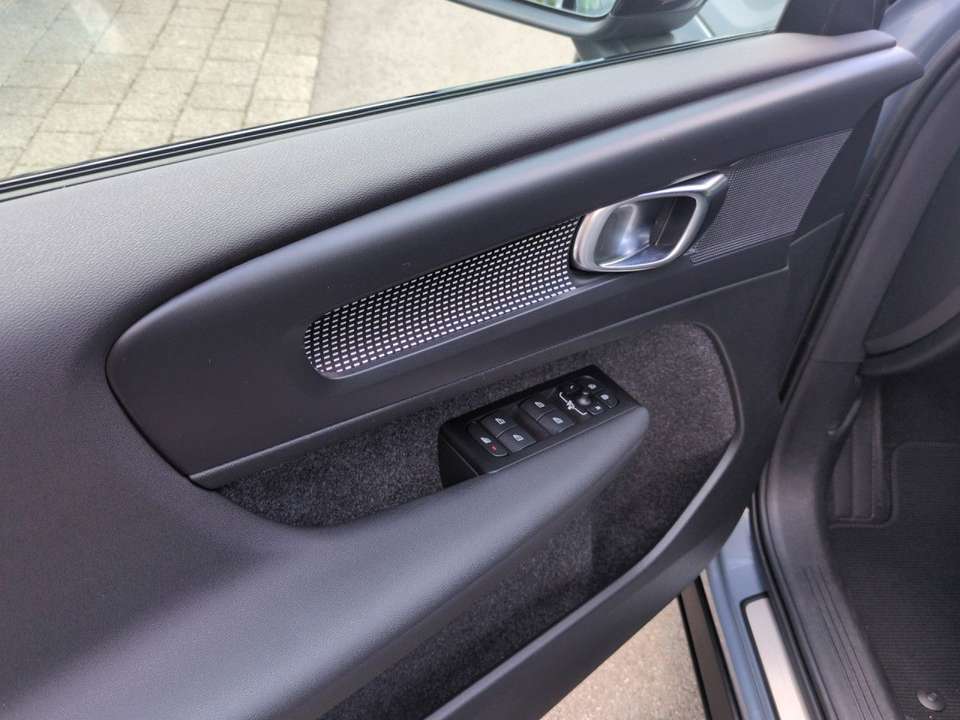 Volvo XC40 - Imagem 9