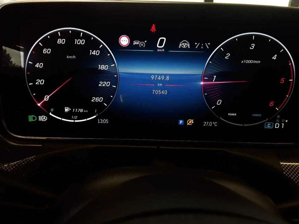 Mercedes-Benz C 200 - Imagem 9