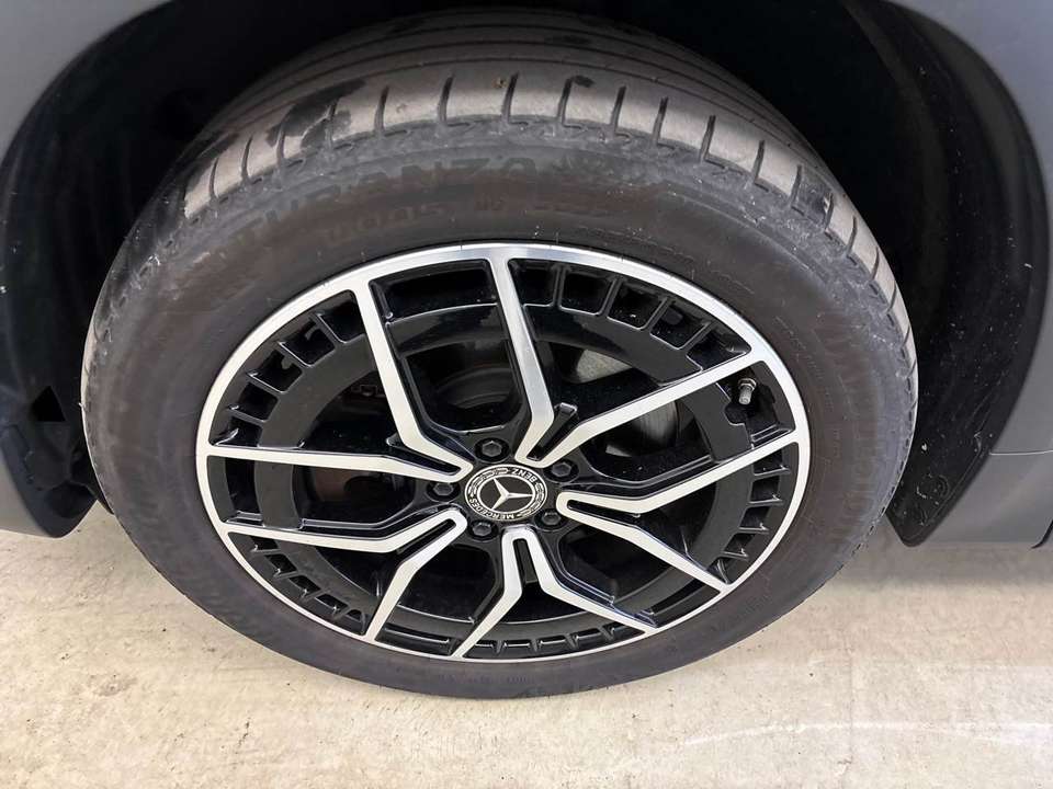 Mercedes-Benz EQB 250 - Imagem 11