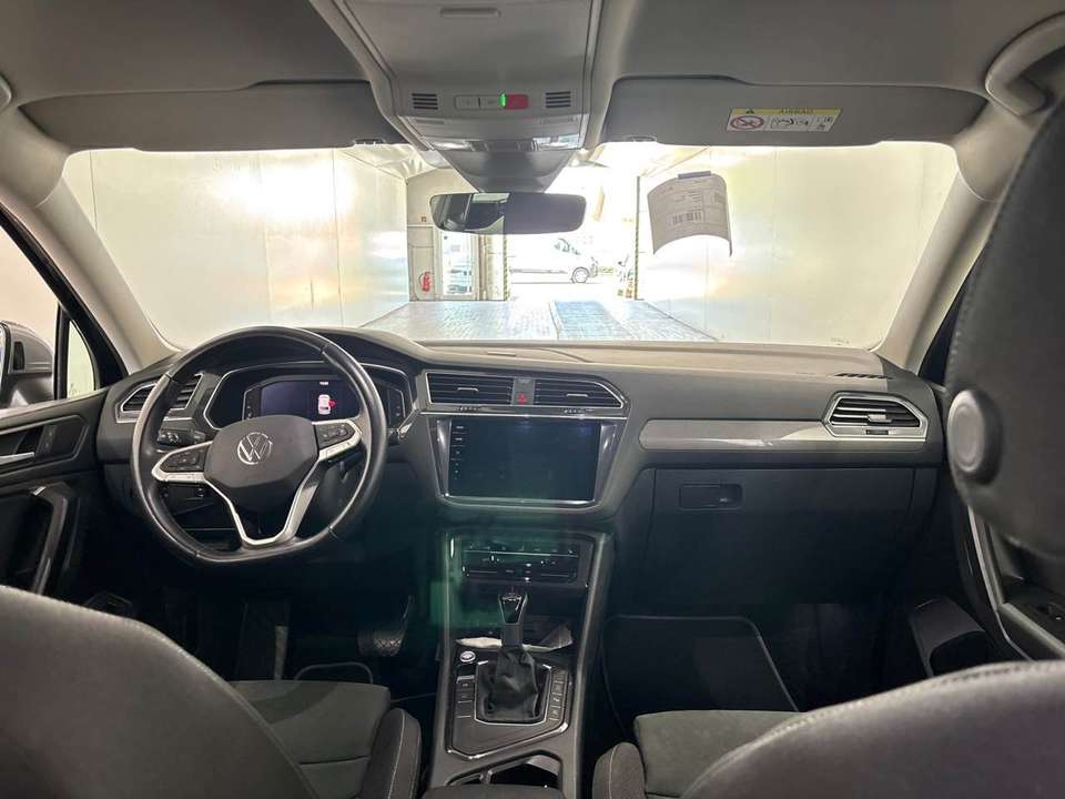 Volkswagen Tiguan Allspace - Imagem 6