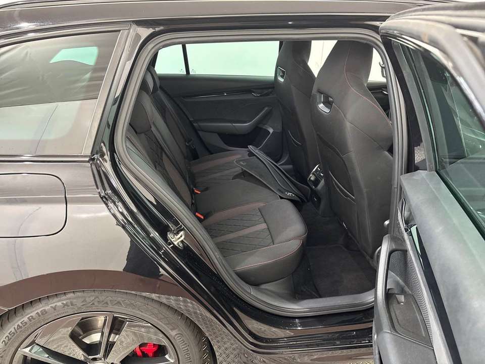 Skoda Octavia - Imagem 11