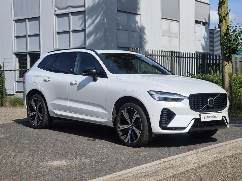 Volvo XC60 - Imagem 2