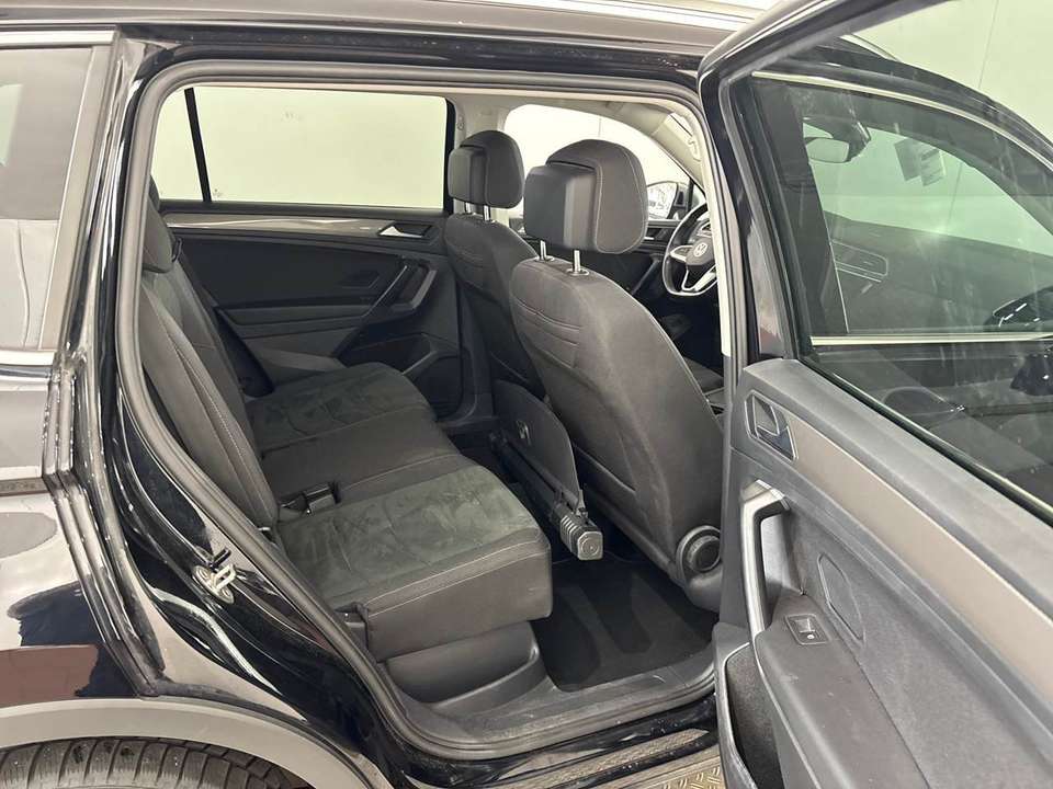 Volkswagen Tiguan Allspace - Imagem 11
