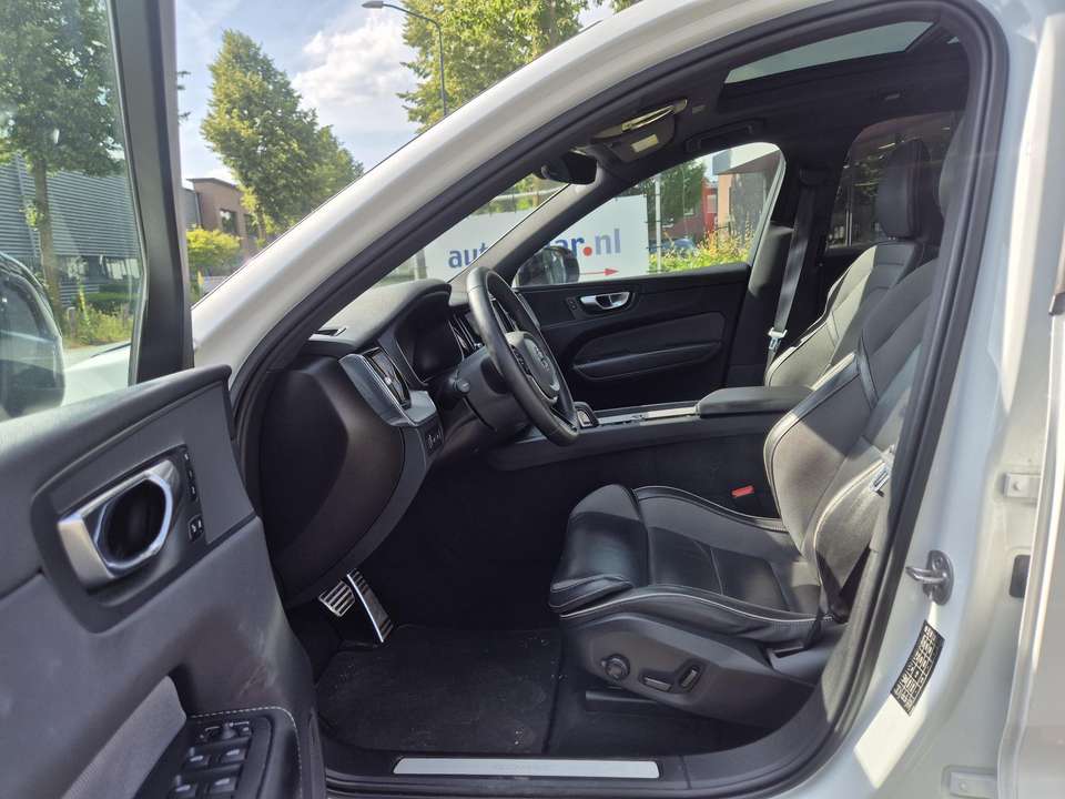 Volvo XC60 - Imagem 5