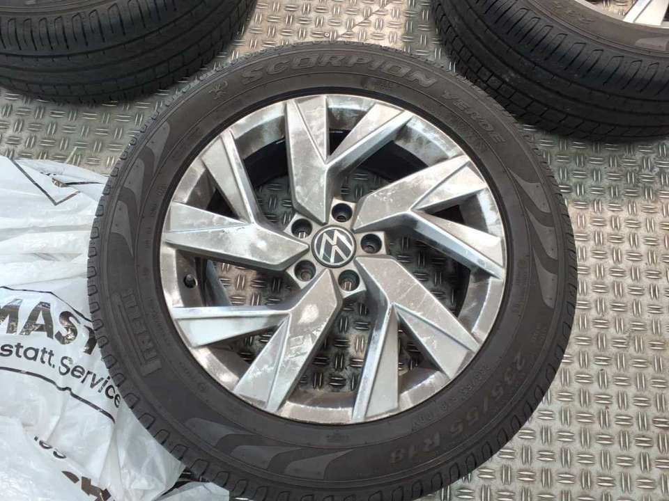 Volkswagen Tiguan Allspace - Imagem 14