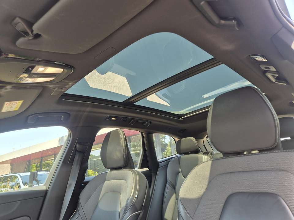 Volvo XC60 - Imagem 9