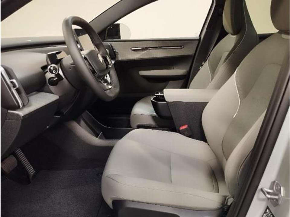 Volvo EX30 - Imagem 3