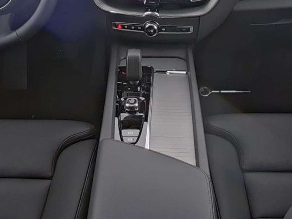 Volvo XC60 - Imagem 11