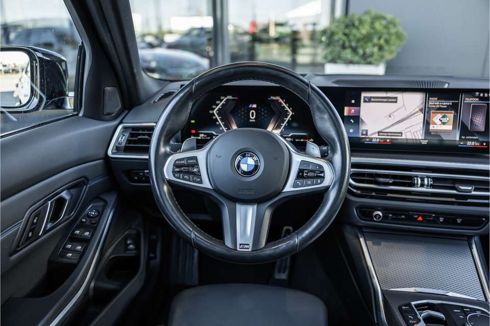 BMW 330 - Imagem 12