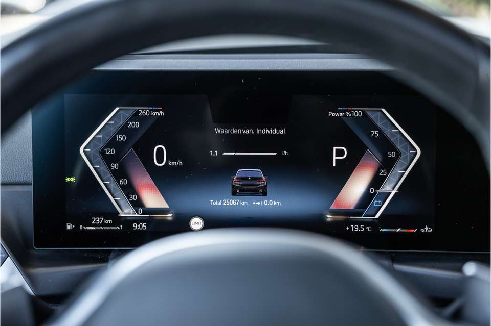 BMW 330 - Imagem 13