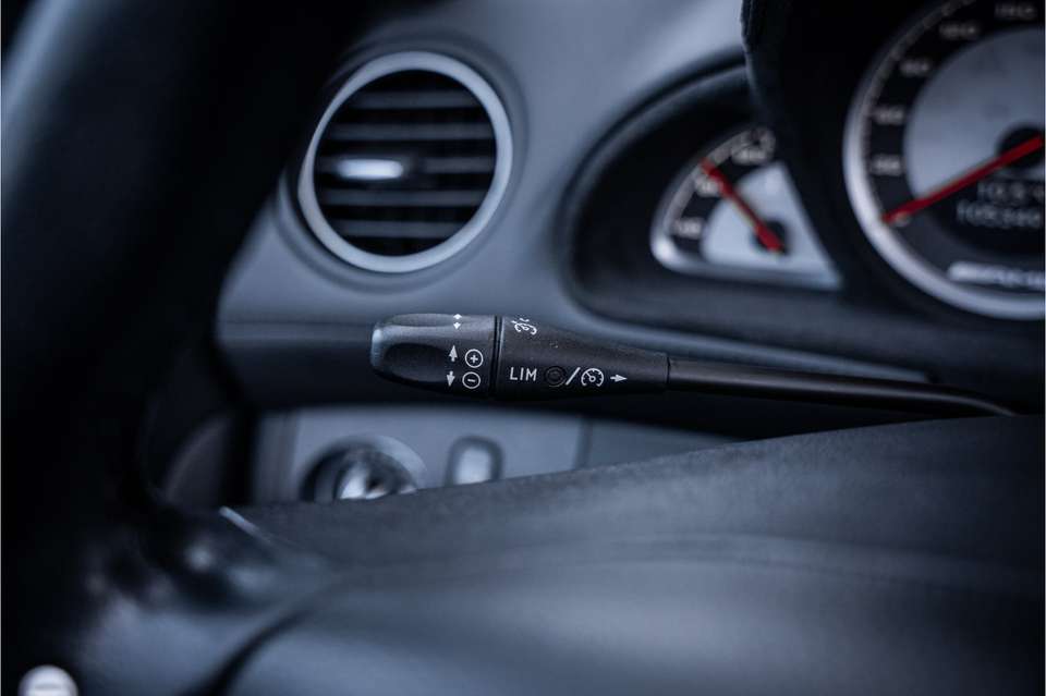 Mercedes-Benz SL 55 AMG - Imagem 16