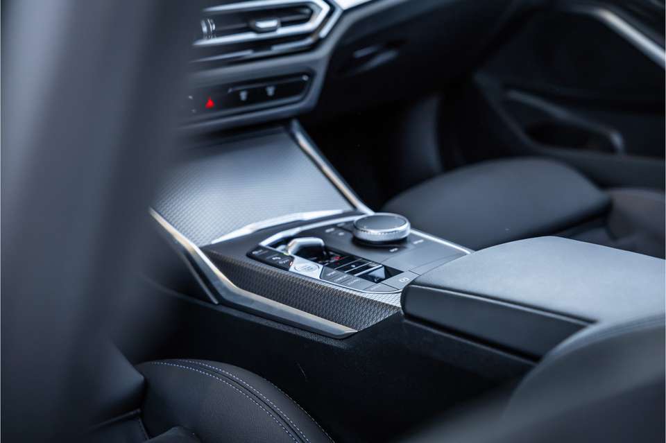 BMW 330 - Imagem 20