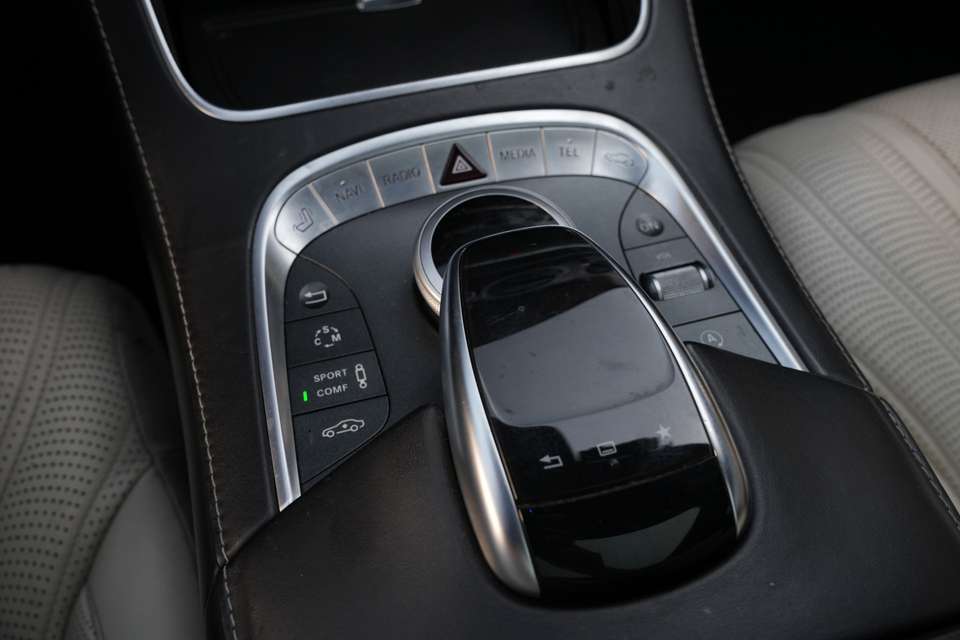 Mercedes-Benz S 63 AMG - Imagem 13