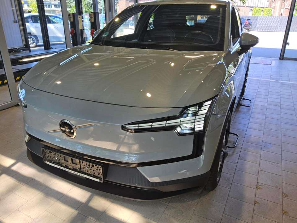 Volvo EX30 - Imagem 1