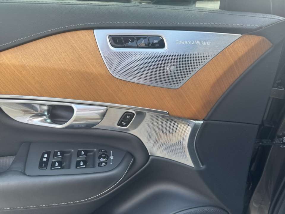 Volvo XC90 - Imagem 13