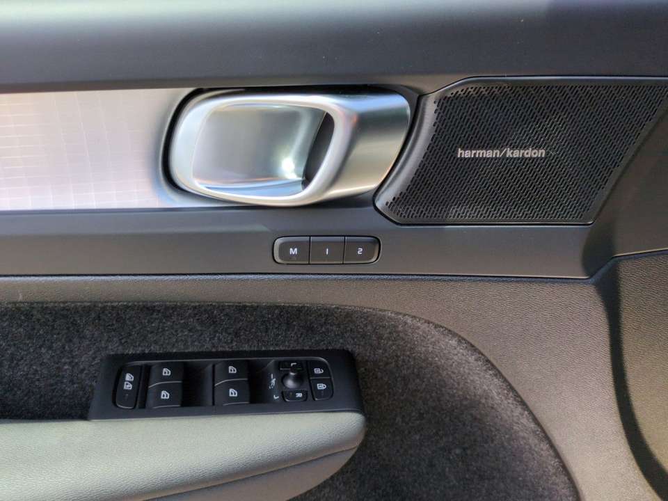 Volvo XC40 - Imagem 12