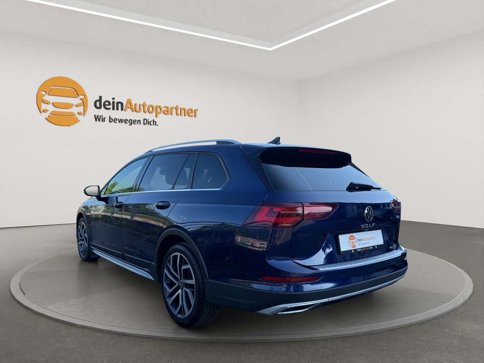 Volkswagen Golf Variant - Imagem 7