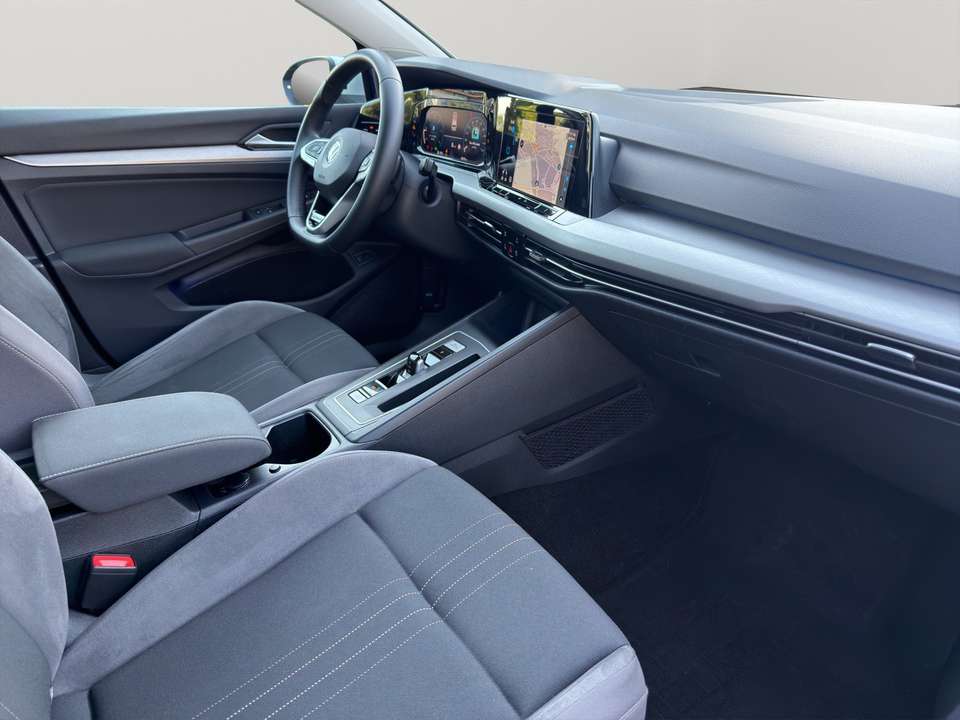 Volkswagen Golf Variant - Imagem 11