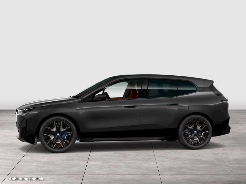 BMW iX - Imagem 5