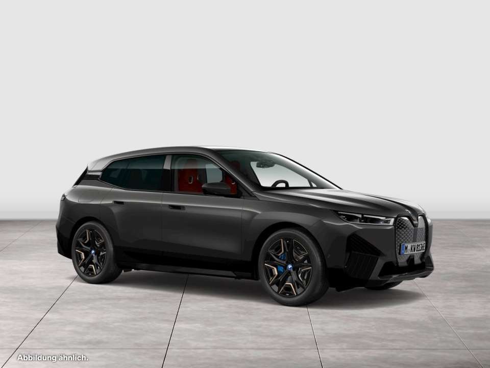 BMW iX - Imagem 10
