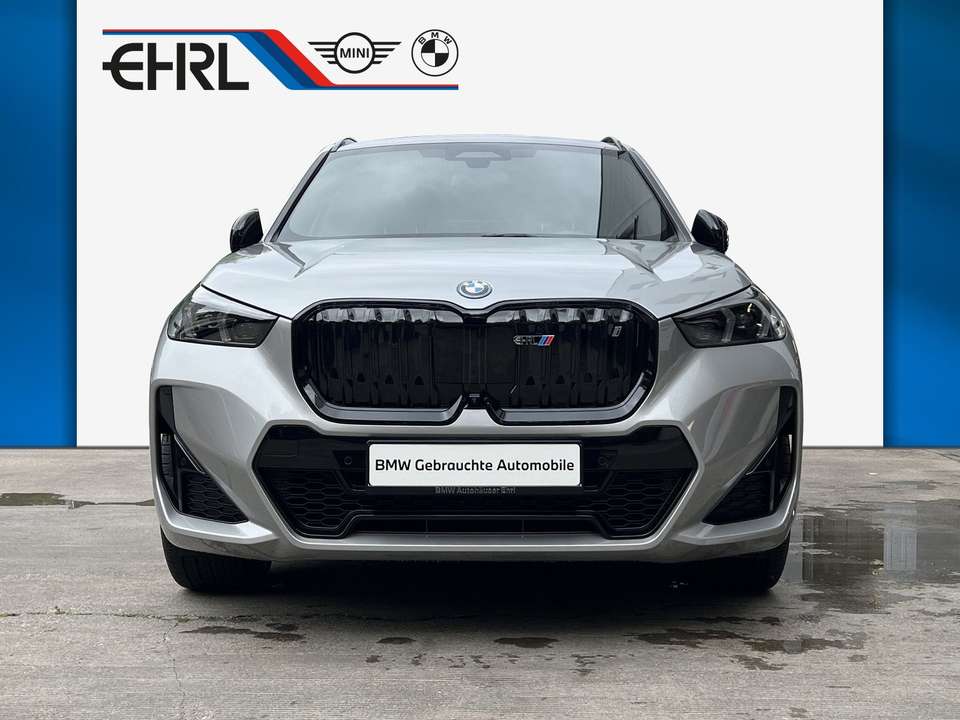 BMW iX1 - Imagem 2